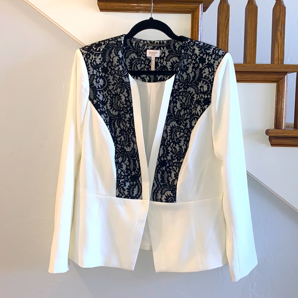Laundry blazer size 14
